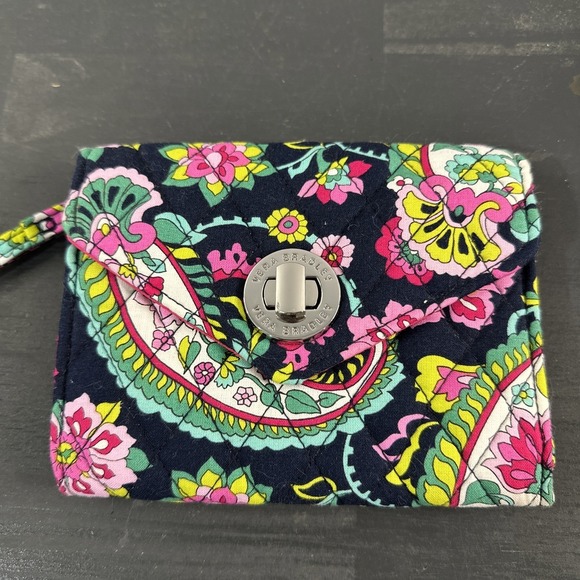 Vera Bradley Paisley Petal Turn Lock Floral Wallet Wristlet Pockets Organize EUC - Picture 2 of 6
